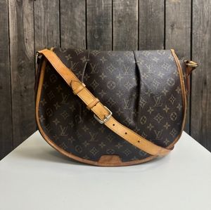 Louis Vuitton Menilmontant MM